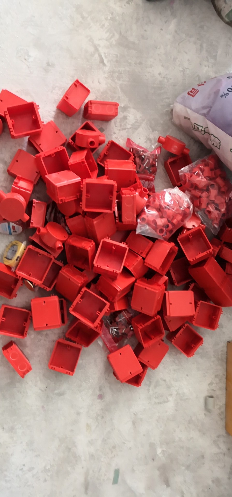 有木设计南湖国际社区水电装修材料进场